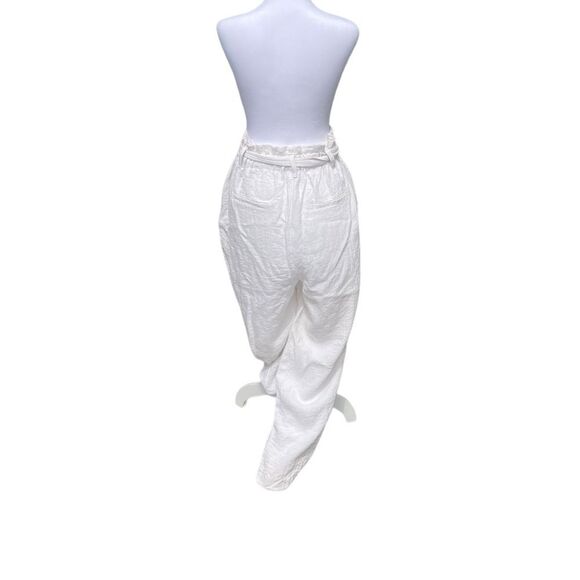 A New Day Womens High Rise Paperbag Ankle Pants Cream Size Medium - Picture 5 of 12